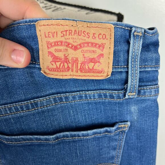 Levi’s 515 Bootcut lighter mid wash blue jeans with pockets - Picture 10 of 10